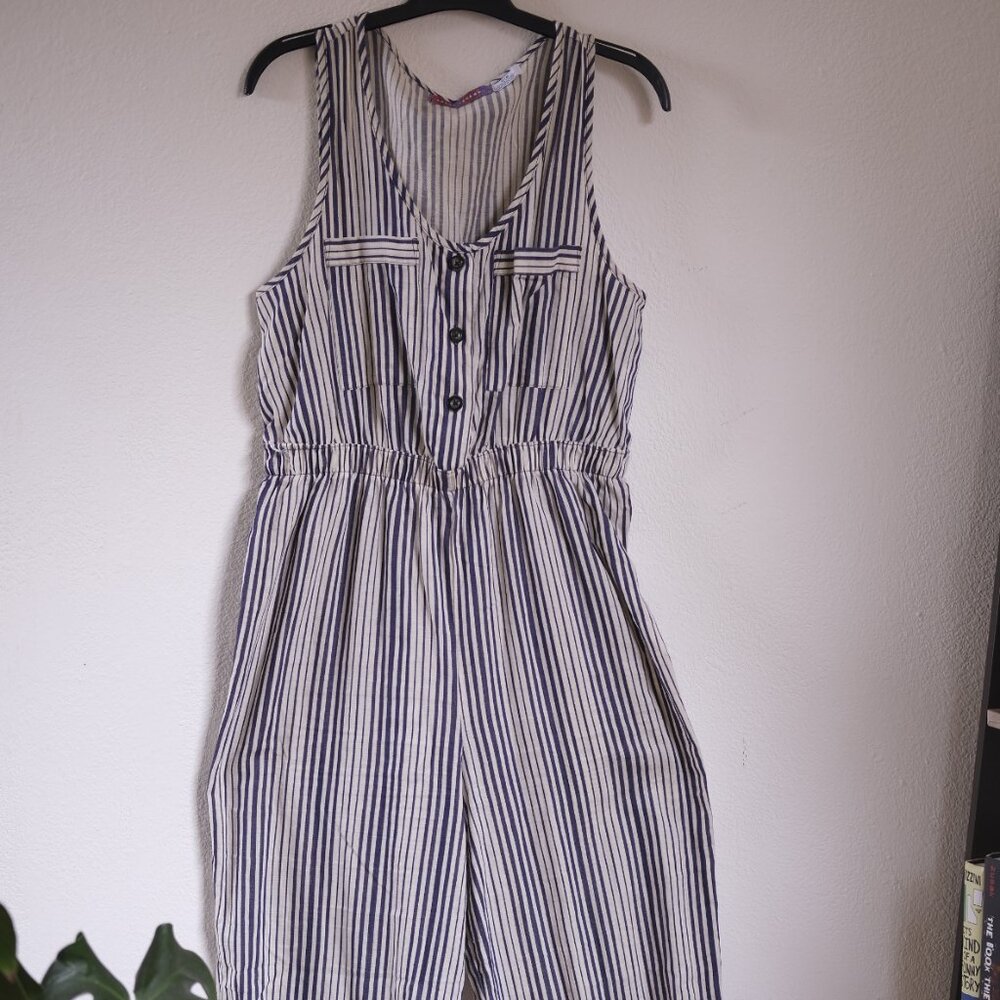 Women’s M Urban Renewal Jumpsuit White and Blue Tank Top, Long Pants